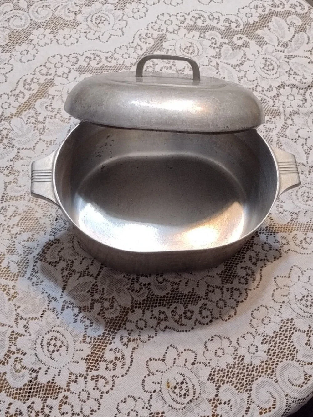 Vintage Magnalite Oval Covered Casserole Pan